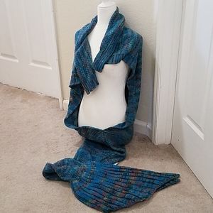 Aqua Multi Color Mermaid Blanket
